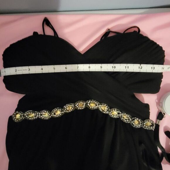 * MY MICHELE BLACK ASYMMETRICAL MAXI GOWN - Picture 3 of 10